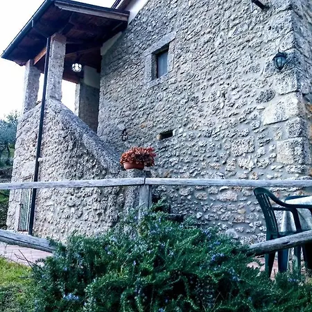 La Pietra Farm stay Arpino